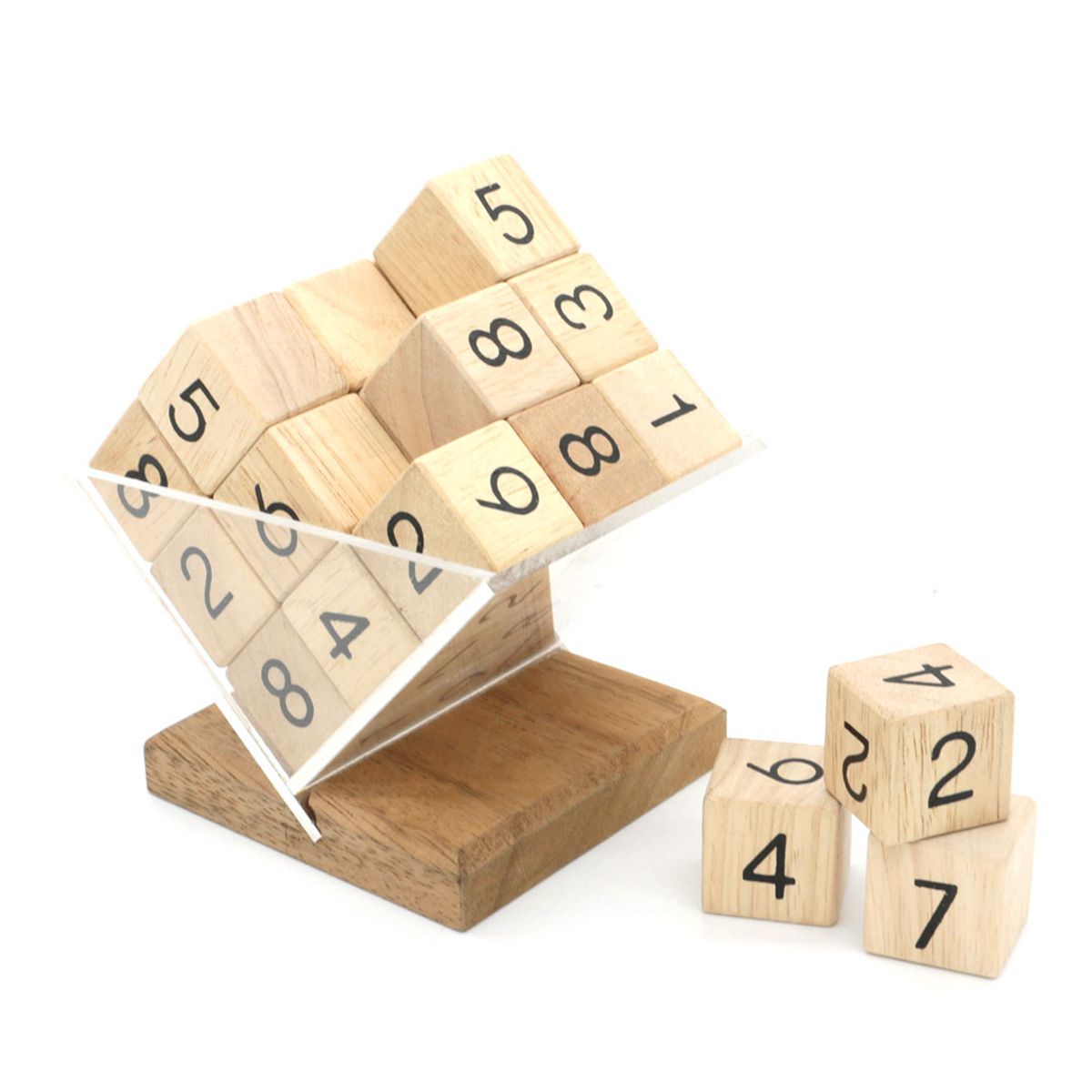 Sudoku kube i tre IQ-nøtt