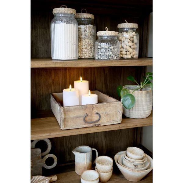 Hovedbilde Vitrineskap Med 4 Dører/Hyller Fra Chic Antique