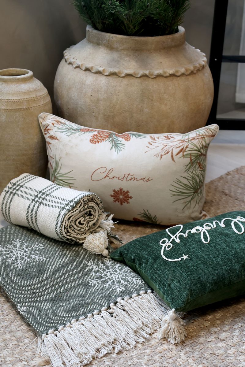 Oliven Pledd av overskuddsgarn med iskrystaller - Chic Antique