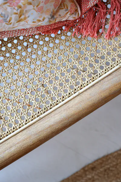 Hovedbilde Loungestol med flettet sete og rygg fra Chic Antique