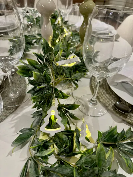 Hovedbilde Lyslenke hvite juletre 10 lys led batteri