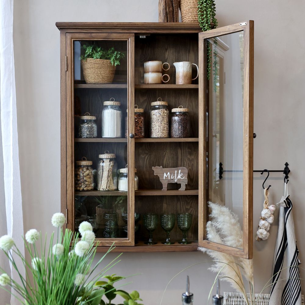 Natur Marseille veggskap med 4 hyller fra Chic Antique