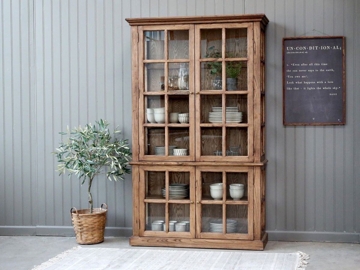 Vitrineskap Med 4 Dører/Hyller Fra Chic Antique